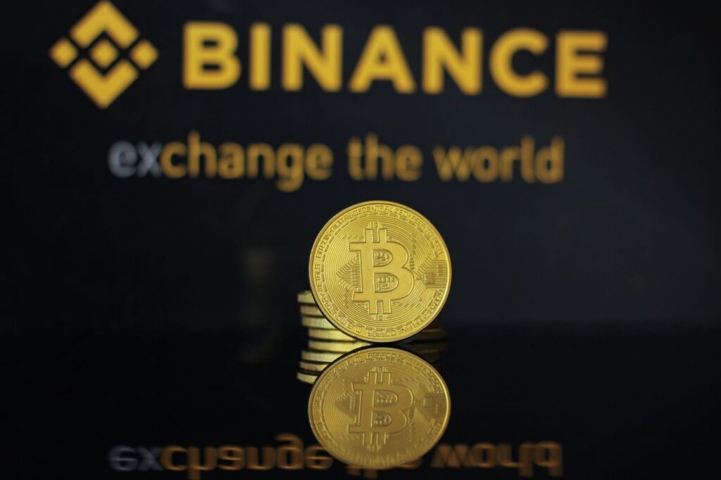 Cum au reușit hackerii să compromită sistemele Binance și să transfere suma record de 6,3 miliarde de dolari