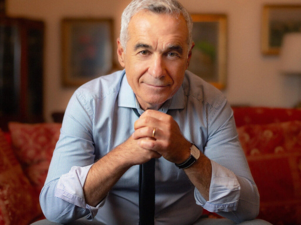 Călin Georgescu, vizat de o nouă anchetă DIICOT. Percheziții după suspiciuni privind supravegherea tehnică
