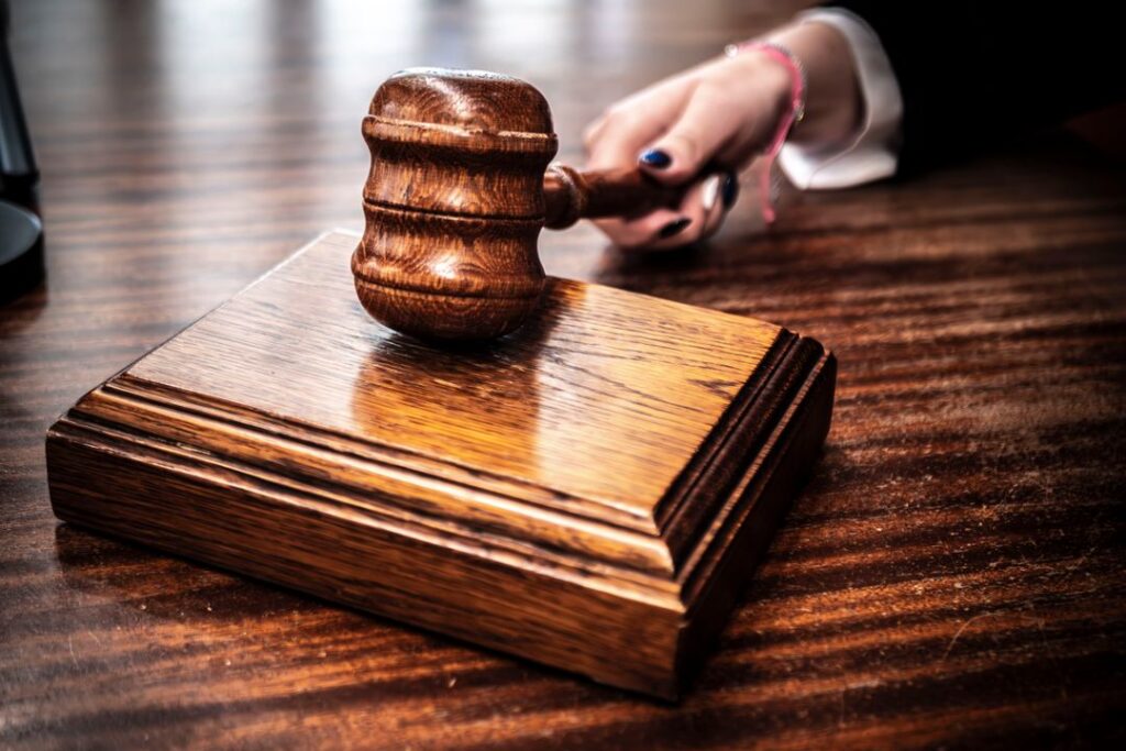 A început seria proceselor împotriva amenzilor record primite de la Consiliul Concurenței pentru ROBOR