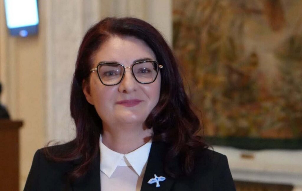 O deputată independentă, președinta unui nou partid politic. „La Dispoziția Ta” se lansează oficial pe 25 octombrie