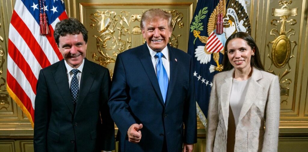 Eforturile diplomatice ale României pe lângă administrația Trump nu dau roade. Un profesor român de la Oxford explică ce face greșit Nicușor Dan