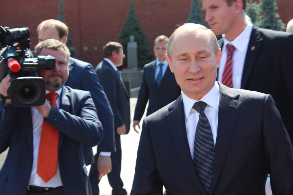 Putin ar fi propus un summit cu Trump și Xi Jinping pentru a decide soarta Ucrainei