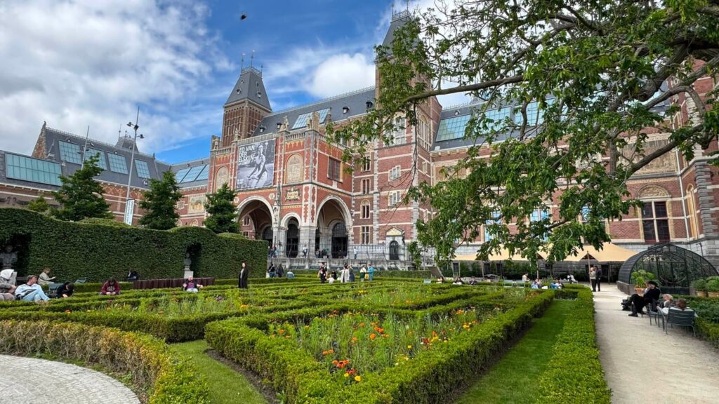 Muzeele europene își rescriu istoria artei. Rijksmuseum și Prado pun femeile în centrul cercetării