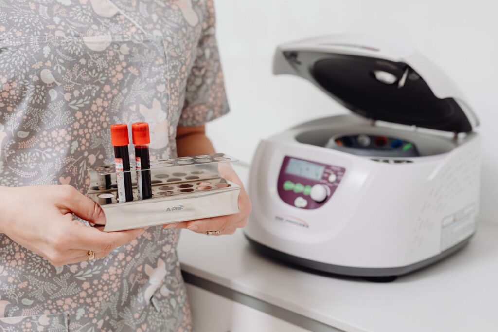 Un test de sânge ar putea identifica în 15 minute infecțiile periculoase la bebeluși